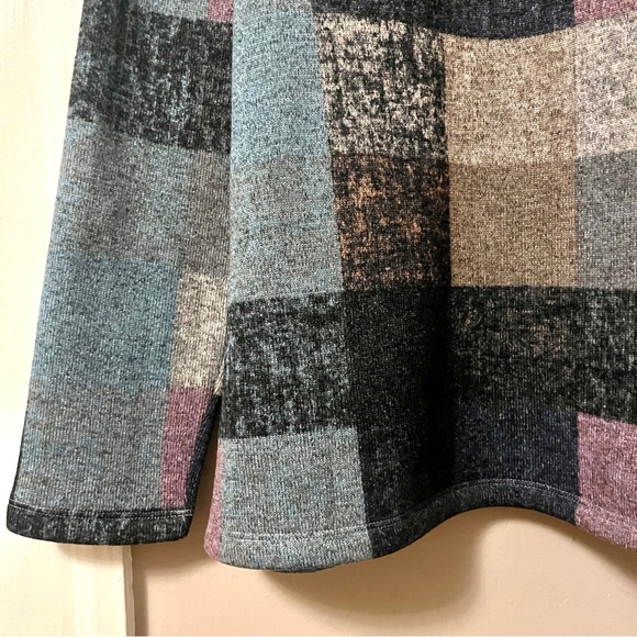 🏷️ talk of the walk • multicolor patchwork rolled mock neck tunic sweater - Picture 16 of 16